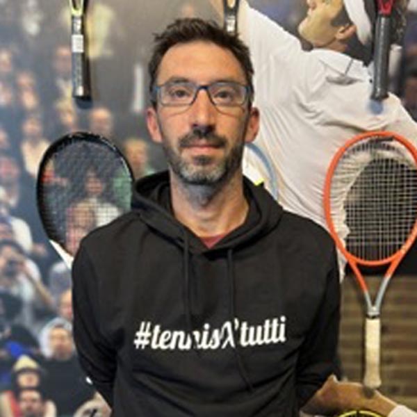 https://www.tennisvalla.it/wp-content/uploads/2023/04/gianluca-losito.jpg
